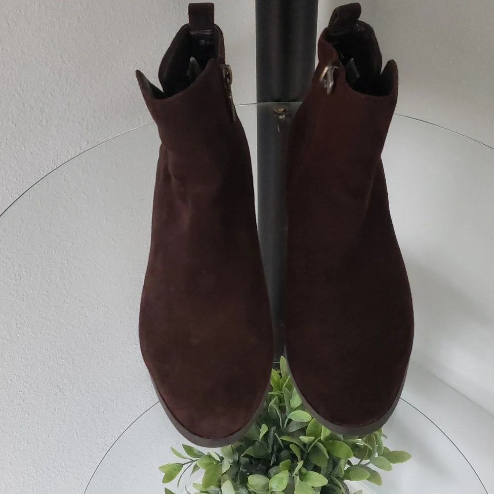 Blondo Brown Suede Ankle Booties Waterproof Women's Size 7.5
